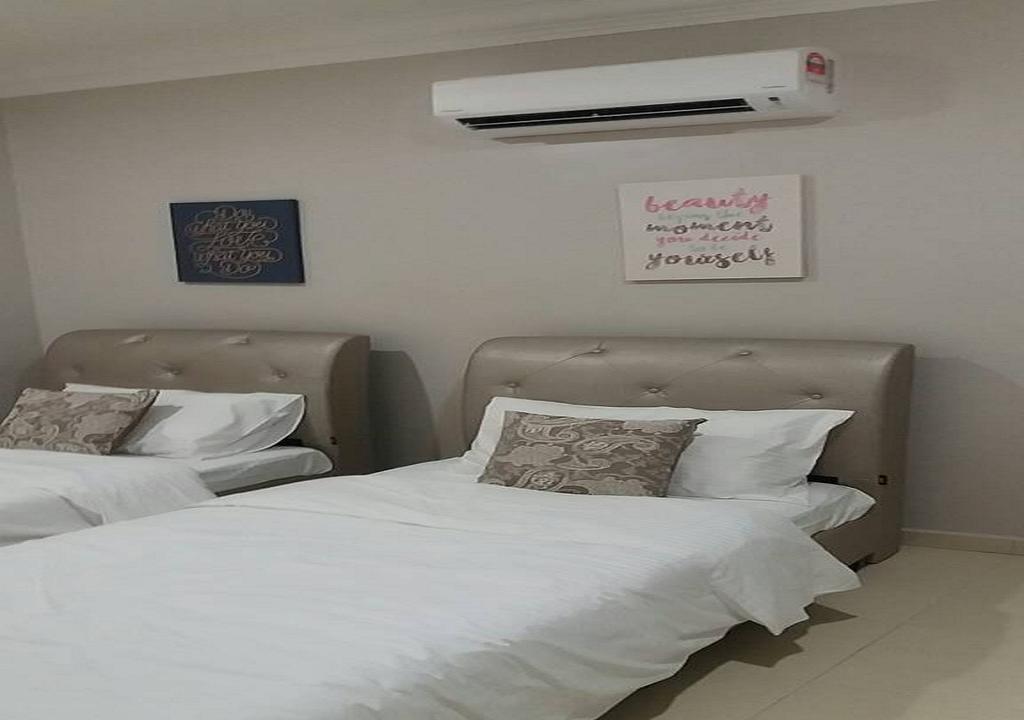 Ayer Keroh Melaka Homestay Екстериор снимка